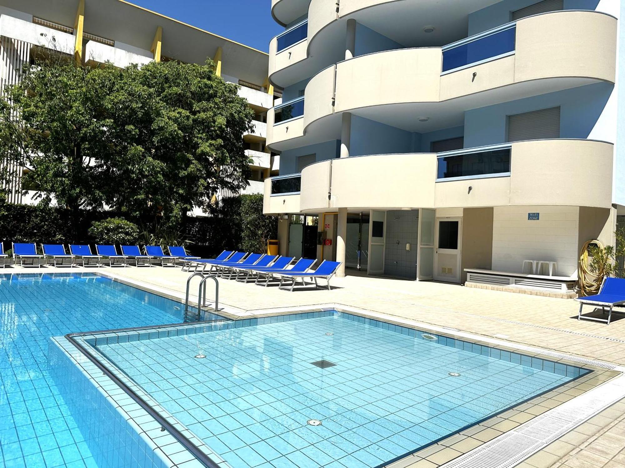 Residence Eurostar Bibione Buitenkant foto